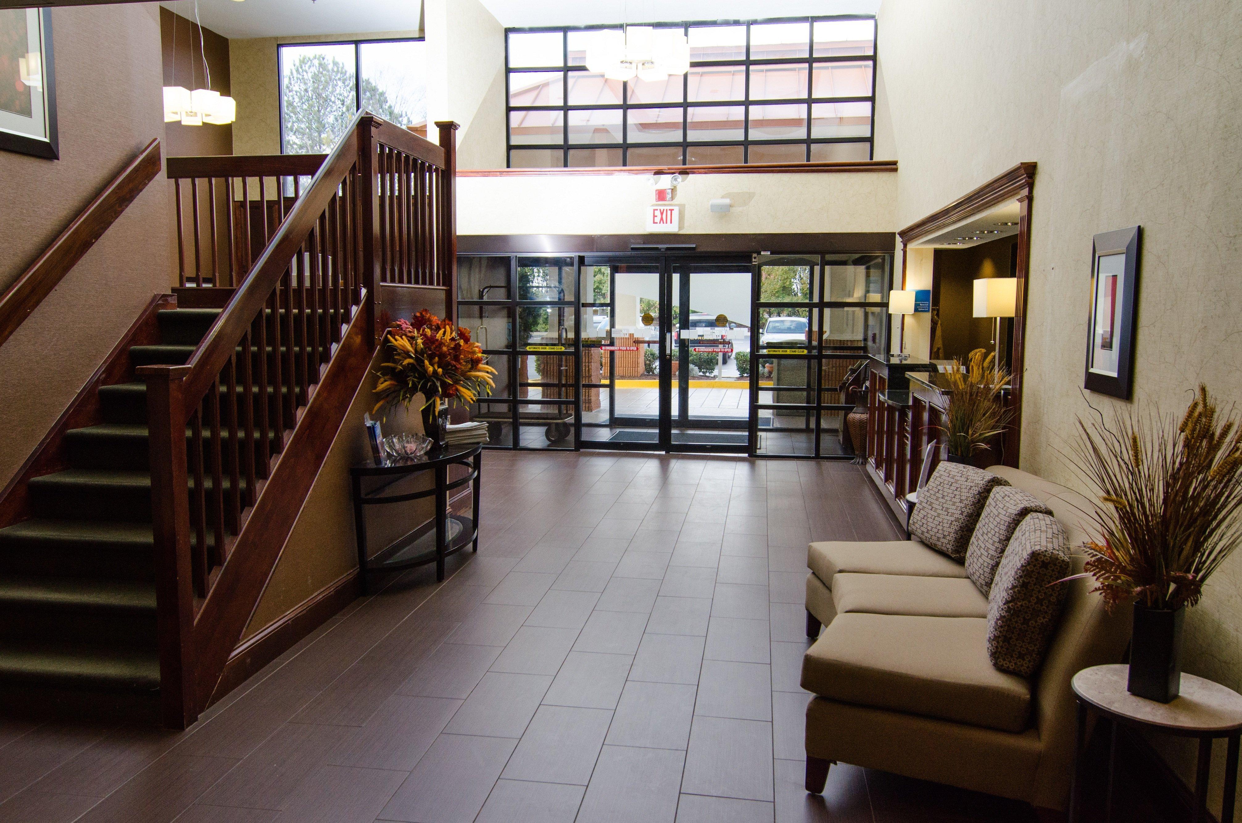 Lexington Inn And Suites Dış mekan fotoğraf