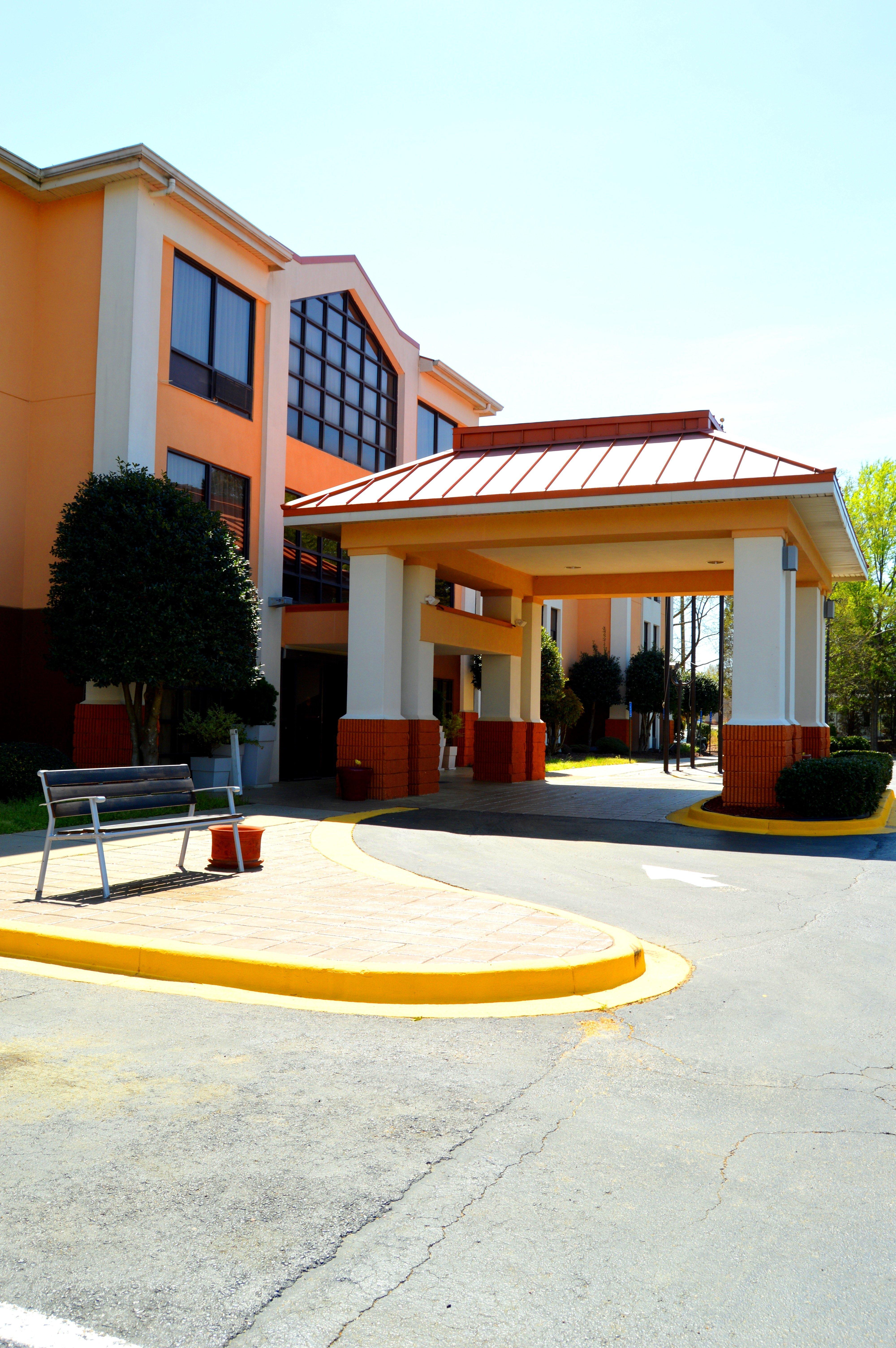 Lexington Inn And Suites Dış mekan fotoğraf